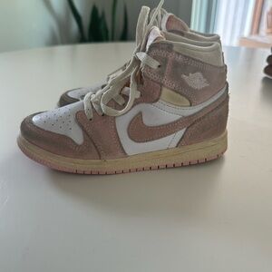 Nike Air Jordan 1 Retro High OG Washed Pink Shoes Girls 10C Athletic Sneakers